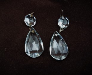 Crystal chandelier pear drops 2 pack
