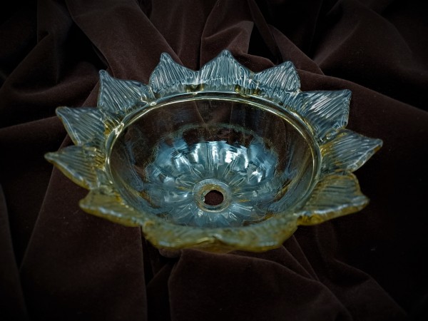 Tinted Venetian Chandelier Glass Dish Pan 