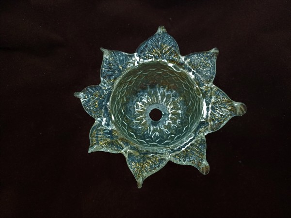 Venetian Chandelier glass dish pan with gold fleck 115mm width
