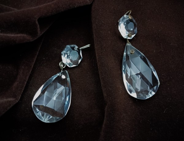 Crystal chandelier pear drops 2 pack